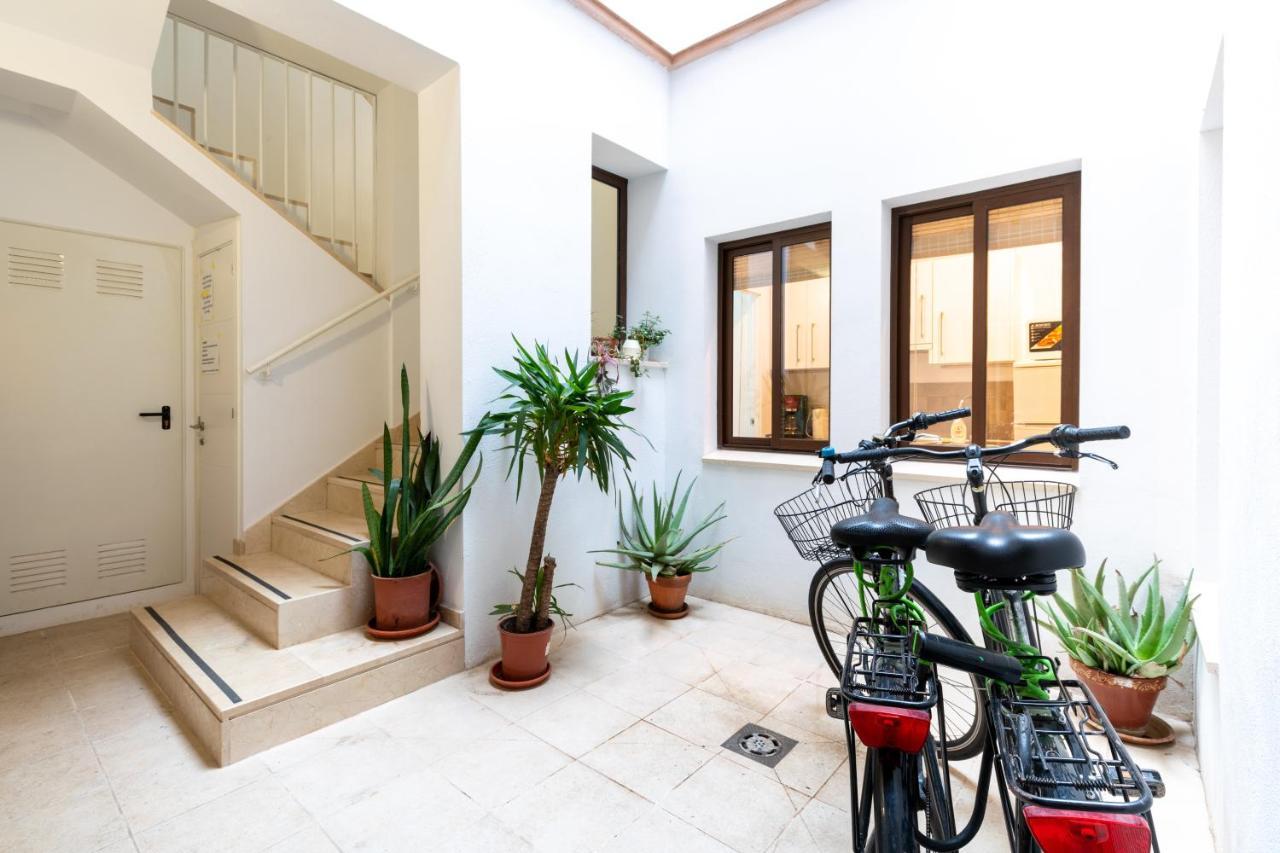 Holi-Rent Gonzalez Cuadrado Lägenhet Sevilla Exteriör bild