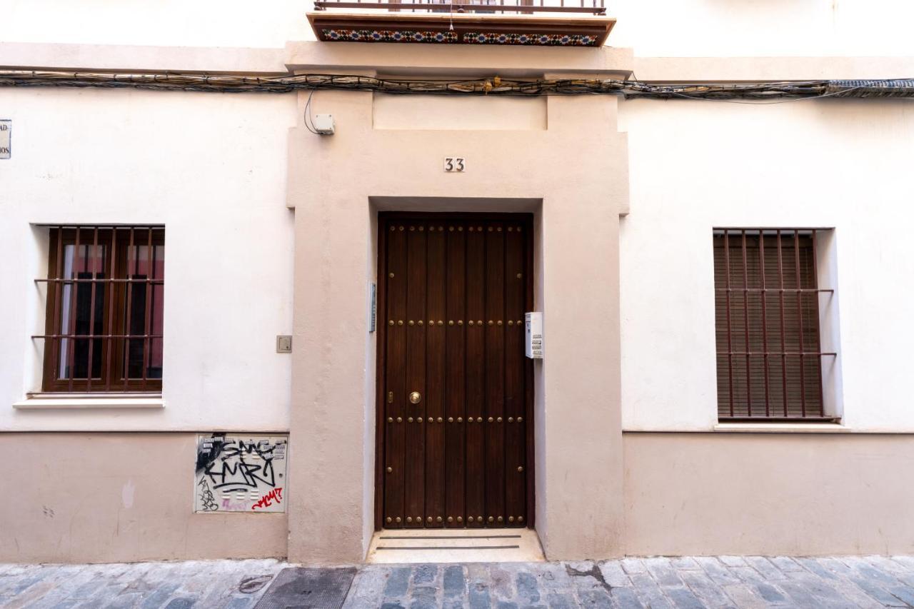Holi-Rent Gonzalez Cuadrado Lägenhet Sevilla Exteriör bild